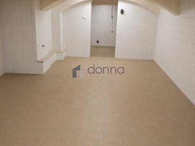 Pronájem komerčního prostoru, 220 m² (2 z 5)
