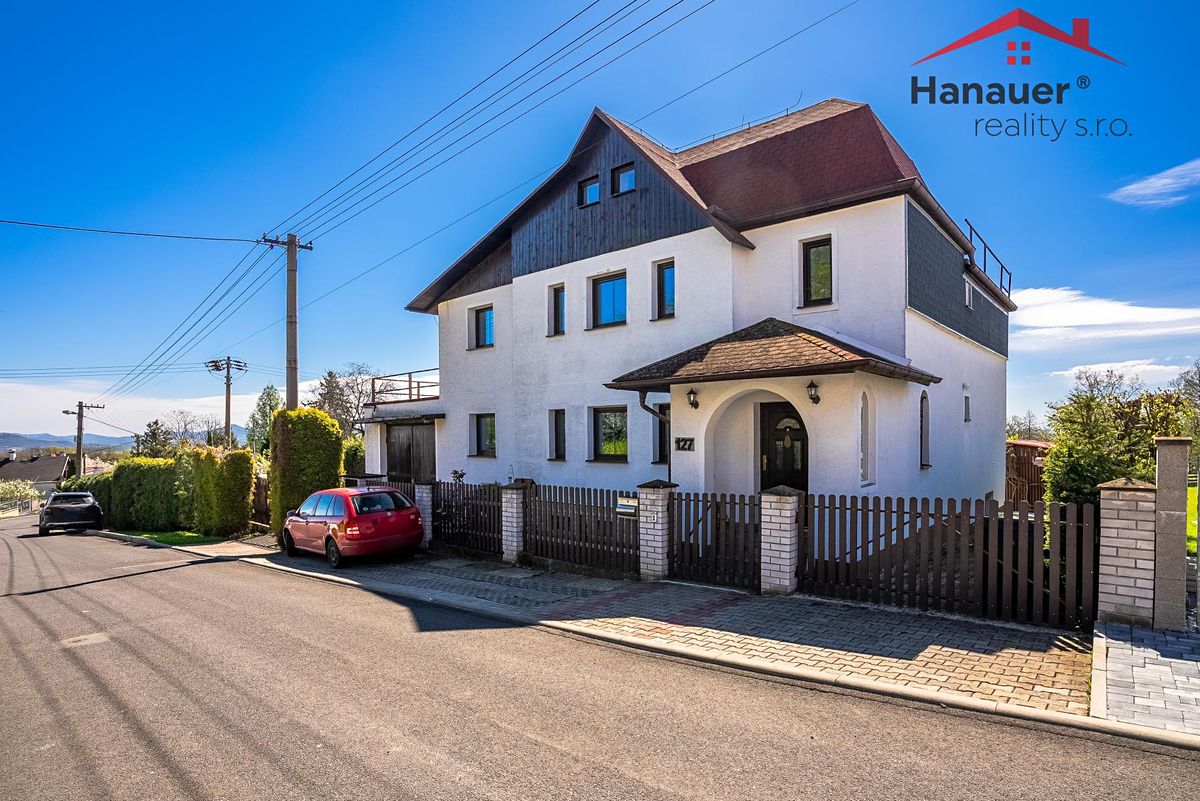 Prodej rodinného domu 100 m², pozemek 1415 m²