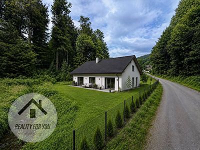 Prodej stavebního pozemku 2000 m²