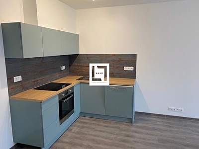 Pronájem bytu 3+kk 82 m²