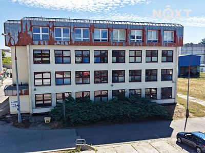 Prodej kanceláře 1640 m²