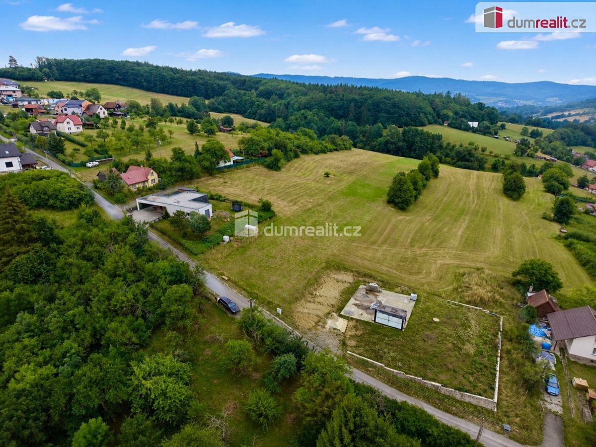 Prodej stavebního pozemku 808 m² – fotografie 2