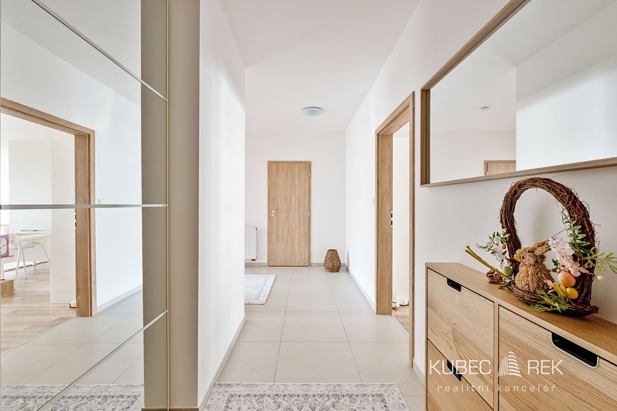 Pronájem bytu 3+kk 86 m² – fotografie 5