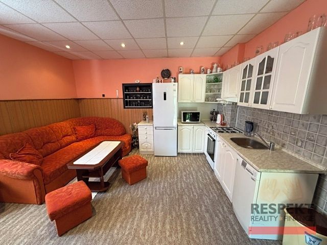 Prodej vily 103 m², pozemek 592 m² – fotografie 4