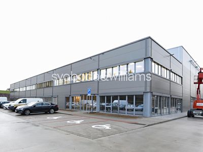 Pronájem skladového prostoru 5455 m²