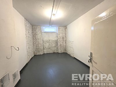 Pronájem skladového prostoru 14 m²