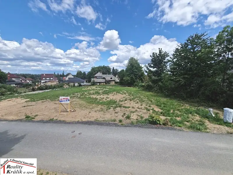 Prodej stavebního pozemku 895 m², Zbraslavice – náhled fotky 1