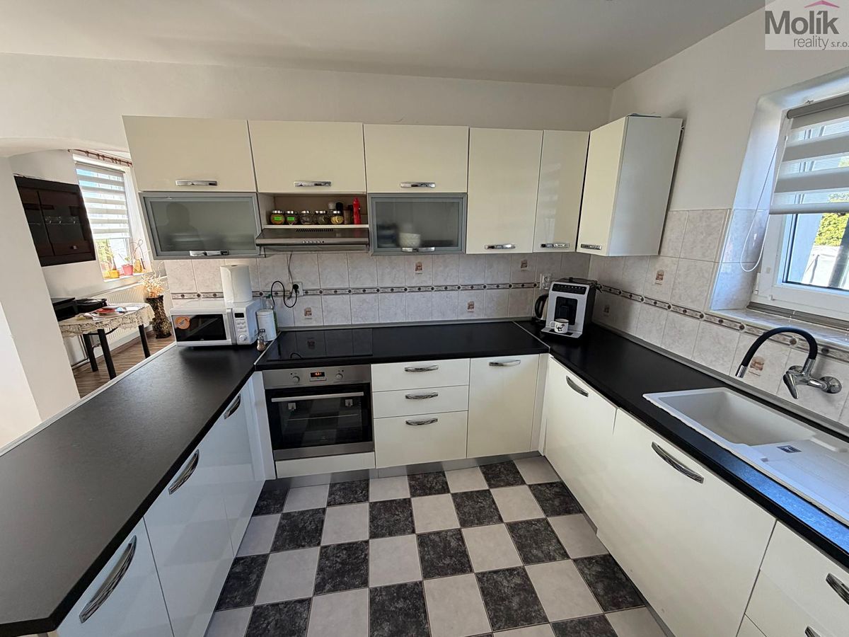 Prodej rodinného domu 116 m², pozemek 502 m² – fotografie 4