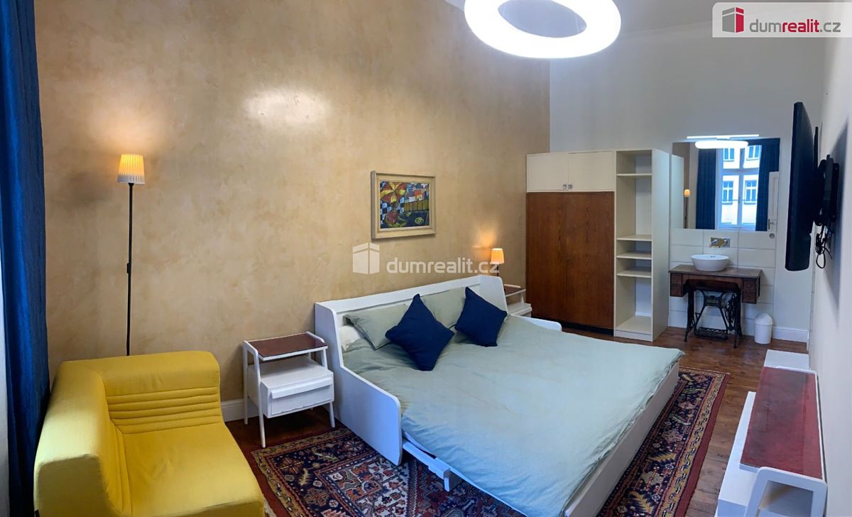 Pronájem bytu 1+1 33 m²