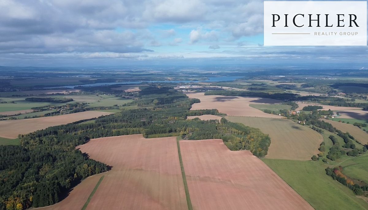 Prodej komerčního pozemku 30021 m² – fotografie 4