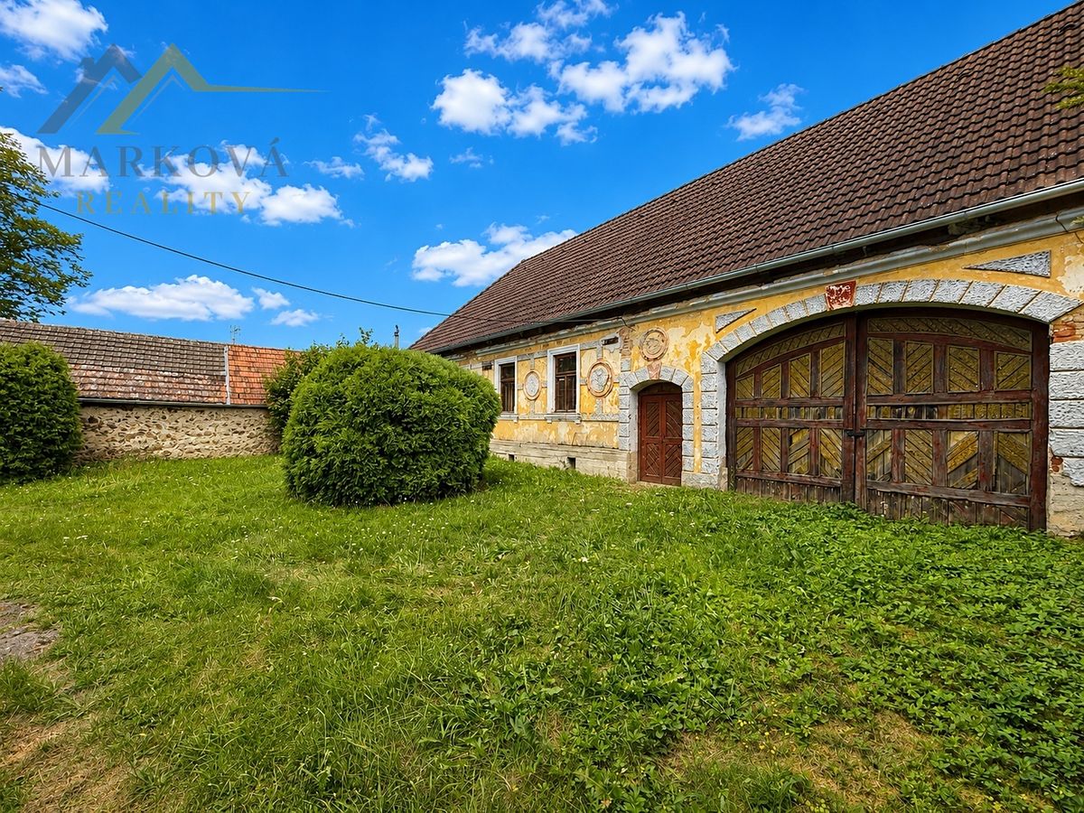 Prodej rodinného domu 136 m², pozemek 2008 m²