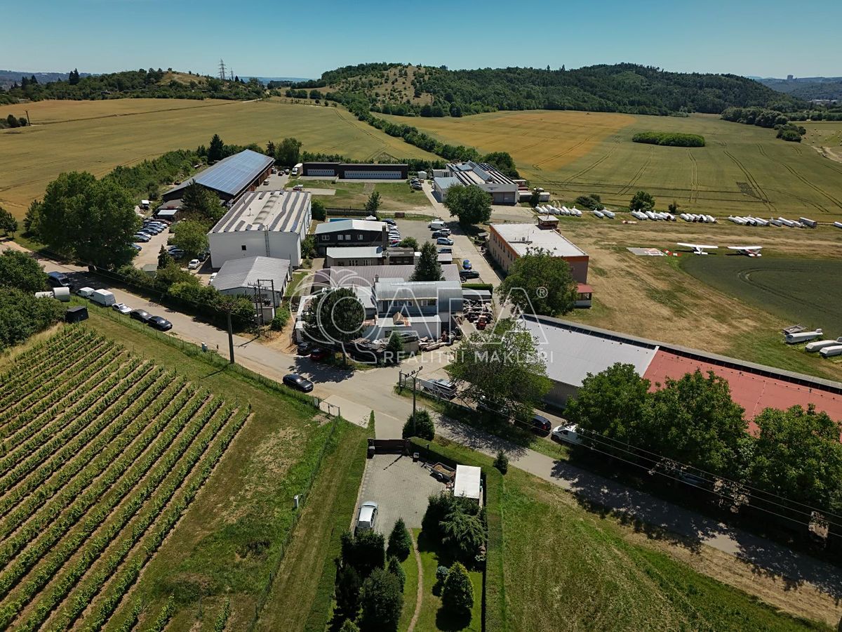 Prodej výrobní haly, prostoru 585 m² – fotografie 3