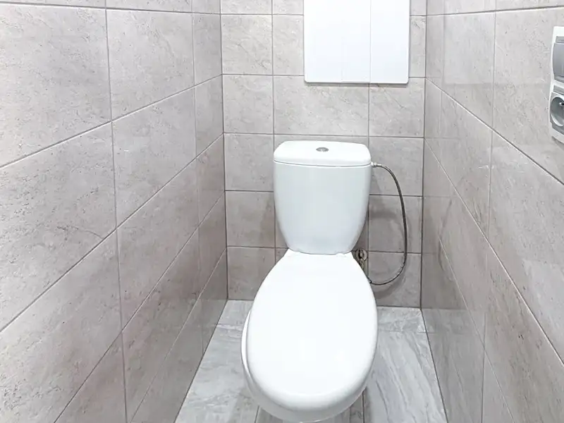 Pronájem bytu 2+1 54 m², Nejdek – náhled fotky 2
