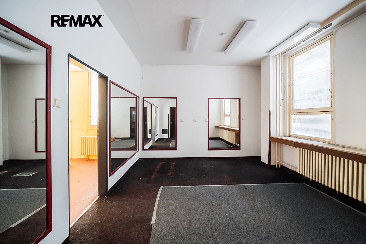 Pronájem komerční nemovitosti 500 m² – fotografie 2