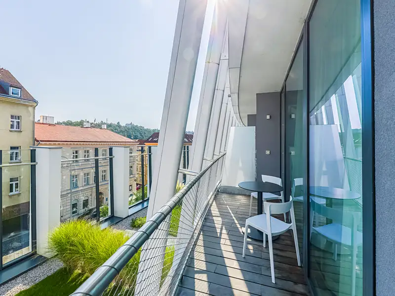 Pronájem bytu 2+kk 60 m², Praha – náhled fotky 3