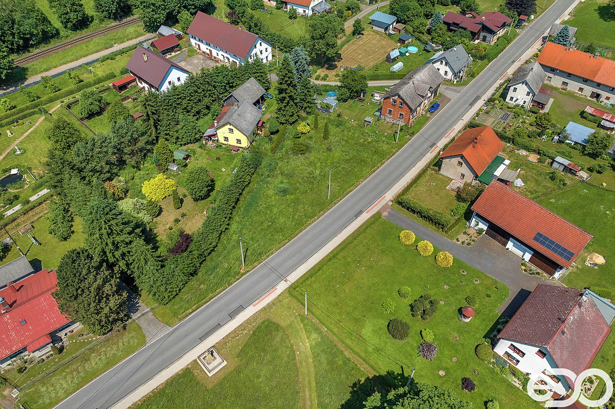 Prodej stavebního pozemku 1014 m² – fotografie 3