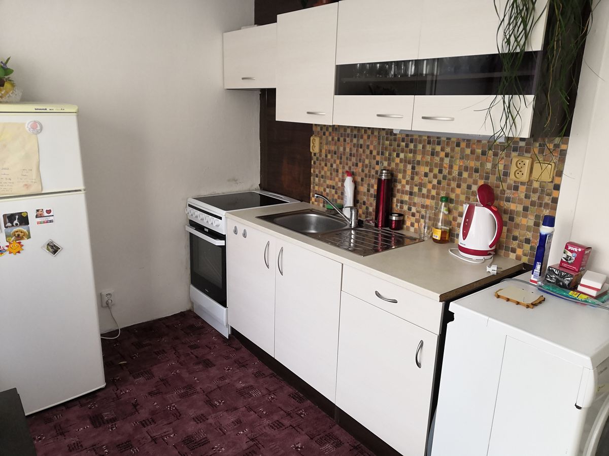 Pronájem bytu 1+1 37 m²