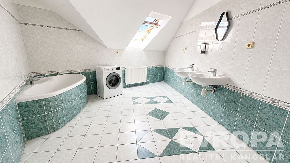 Prodej bytu 3+1 113 m² – fotografie 2