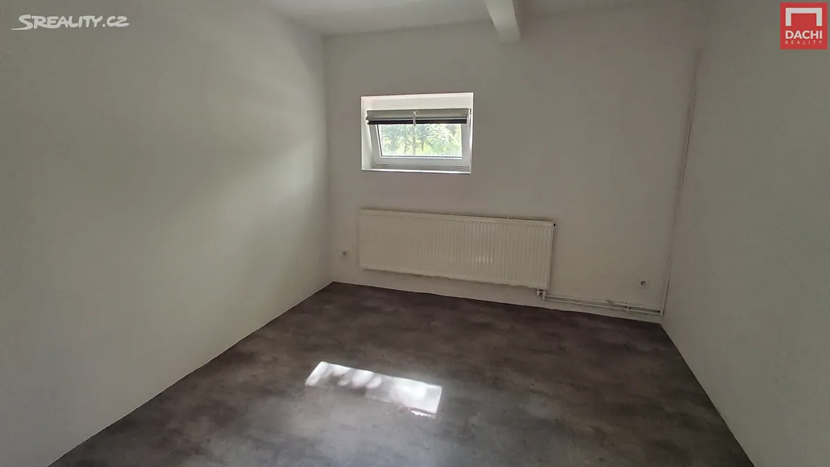 Pronájem bytu 2+1 55 m² – pohled 4