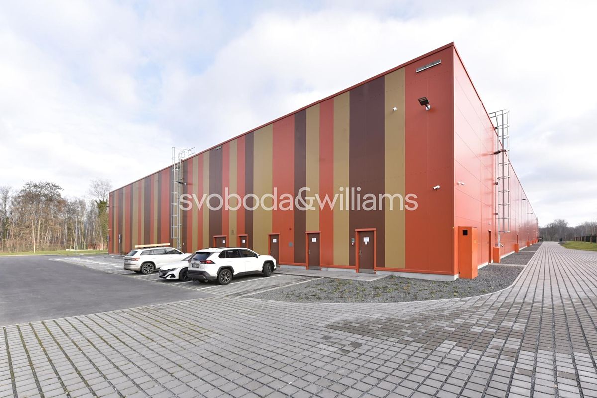 Pronájem výrobní haly, prostoru 3450 m²