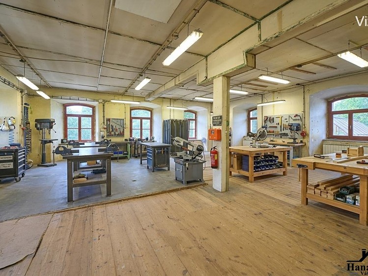 Prodej komerčního prostoru, 755 m² (10 z 23)