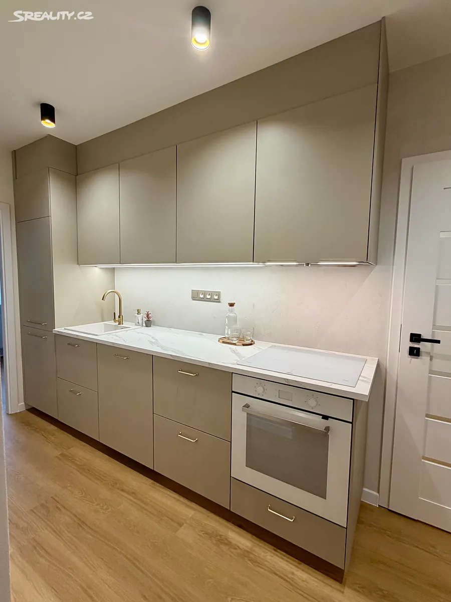 Prodej bytu 3+kk 65 m² – pohled 6