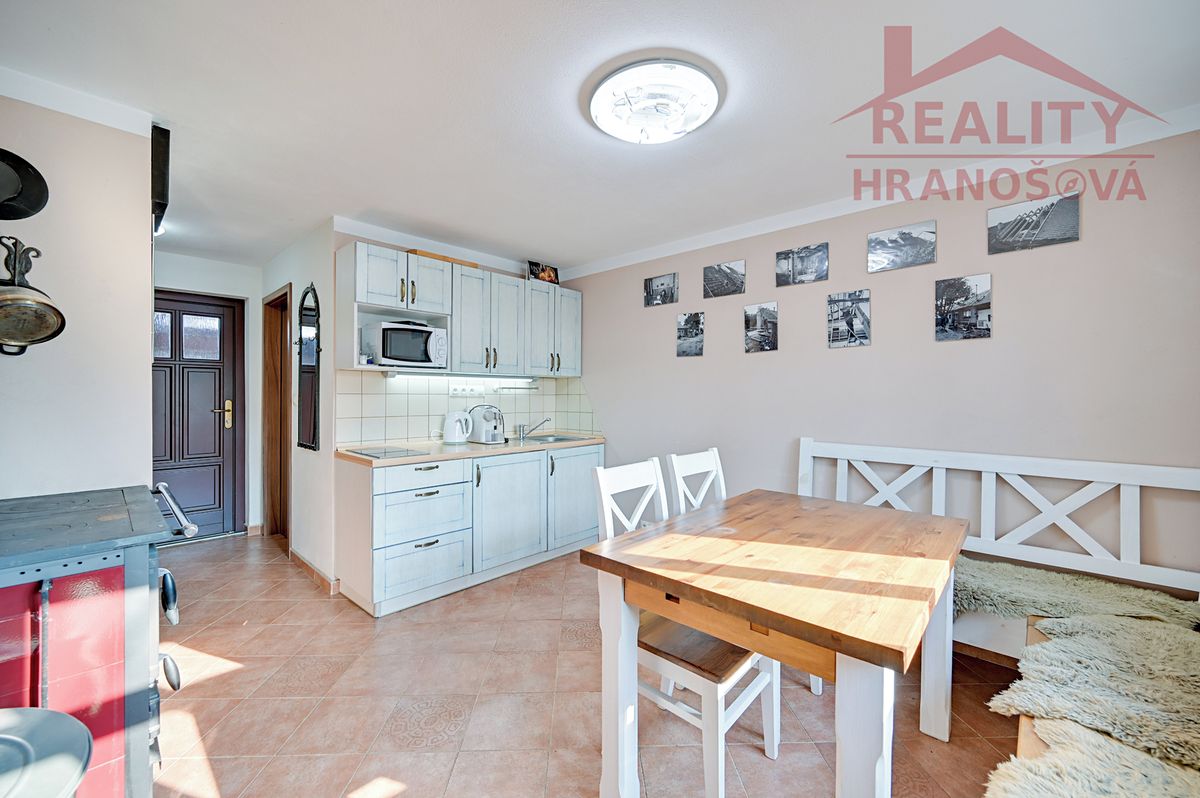 Prodej rodinného domu 80 m², pozemek 513 m² – fotografie 5
