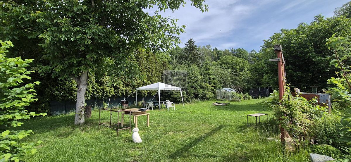 Prodej rodinného domu 378 m², pozemek 1507 m² – fotografie 3