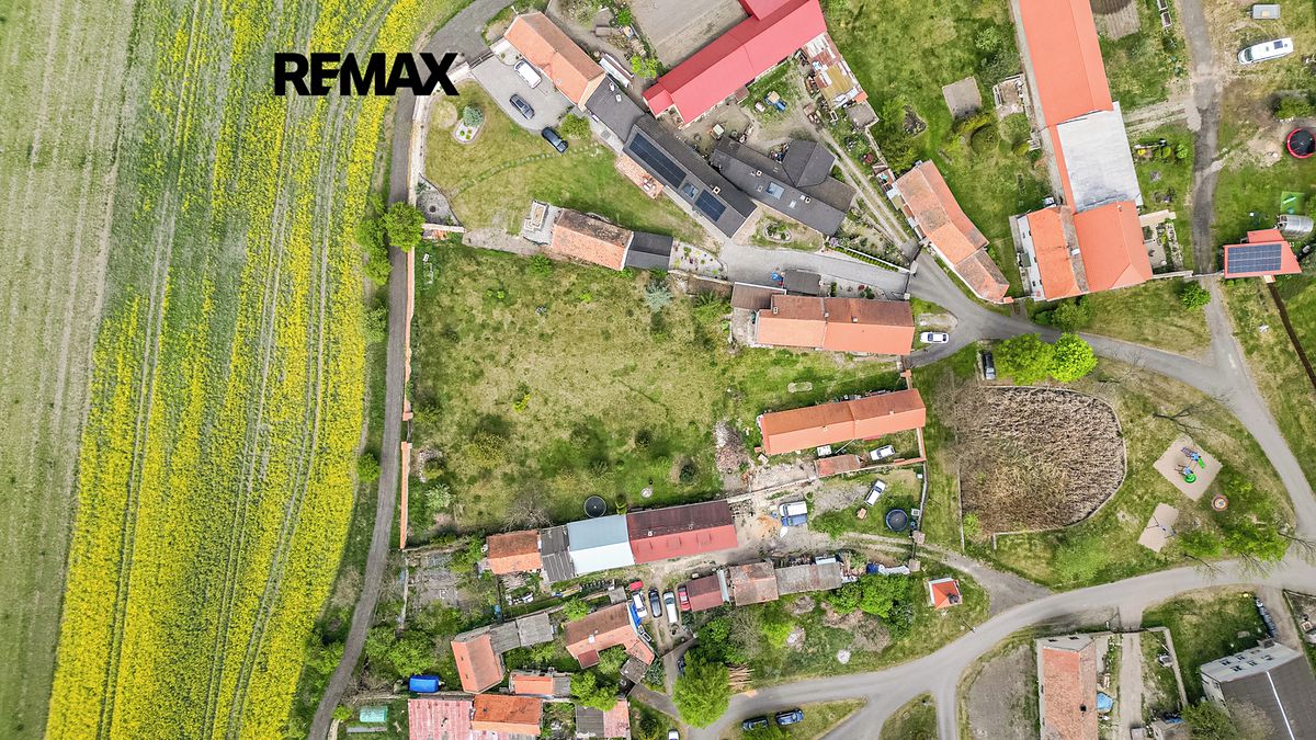 Prodej rodinného domu 141 m², pozemek 3294 m² – fotografie 2