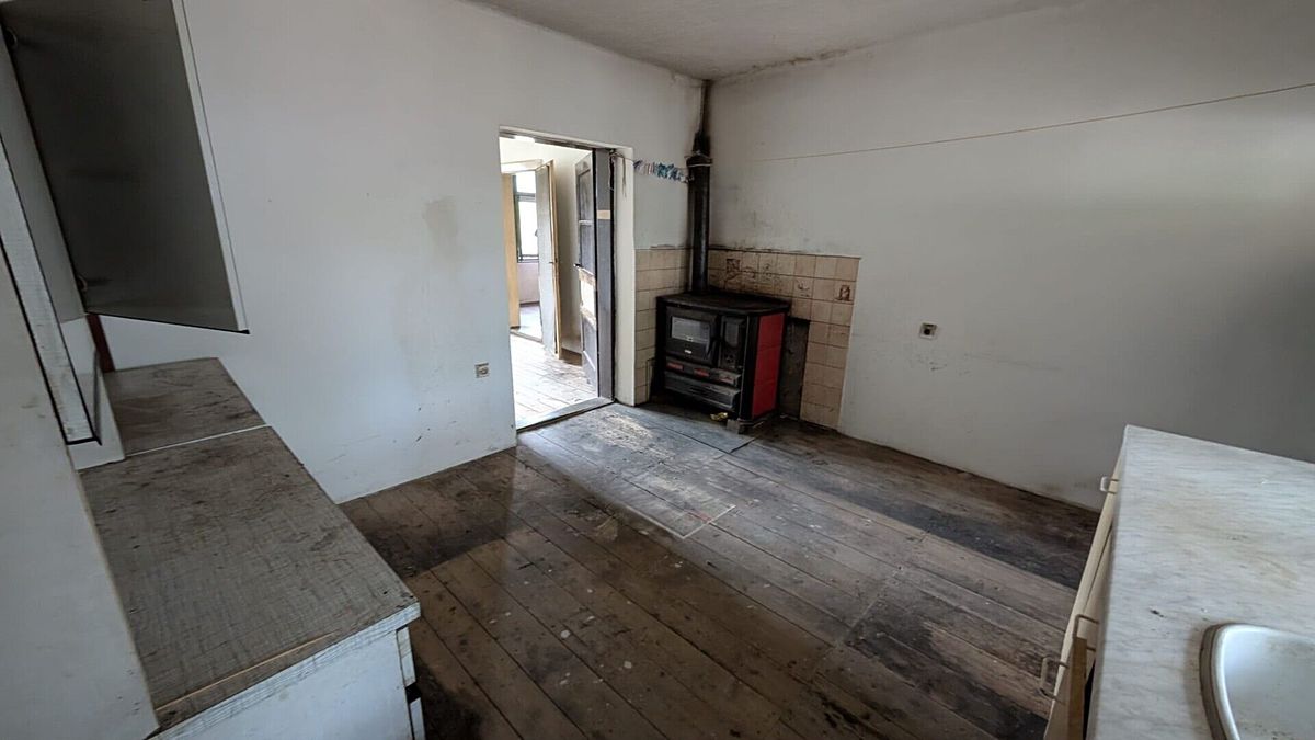 Prodej rodinného domu 75 m², pozemek 841 m² – fotografie 3