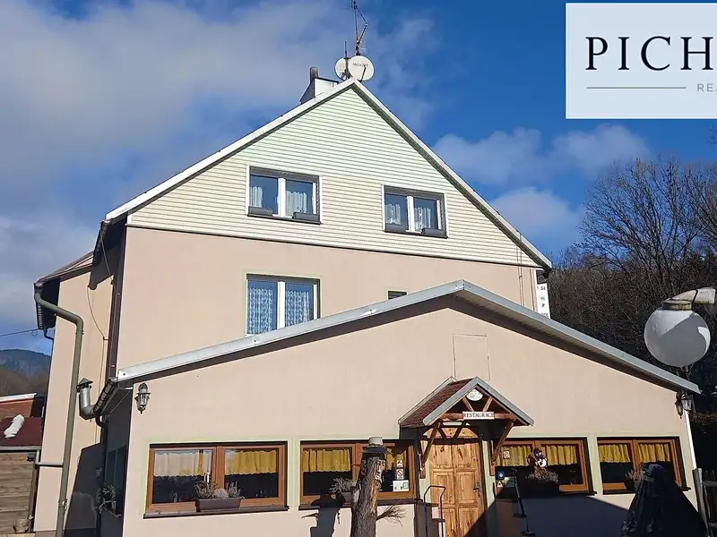 Prodej ubytovacího zařízení 460 m², Ostrov – náhled fotky 3