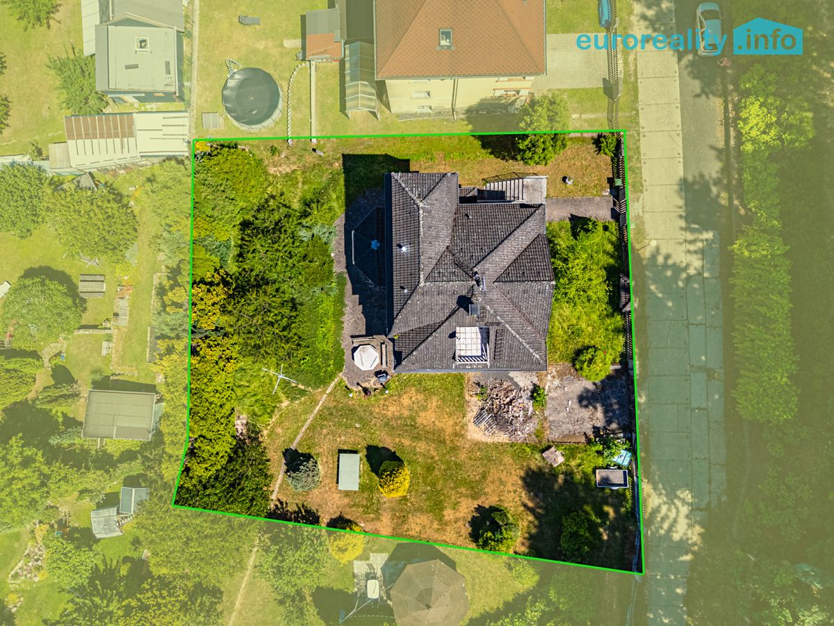Pronájem rodinného domu 210 m², pozemek 1068 m² – fotografie 5