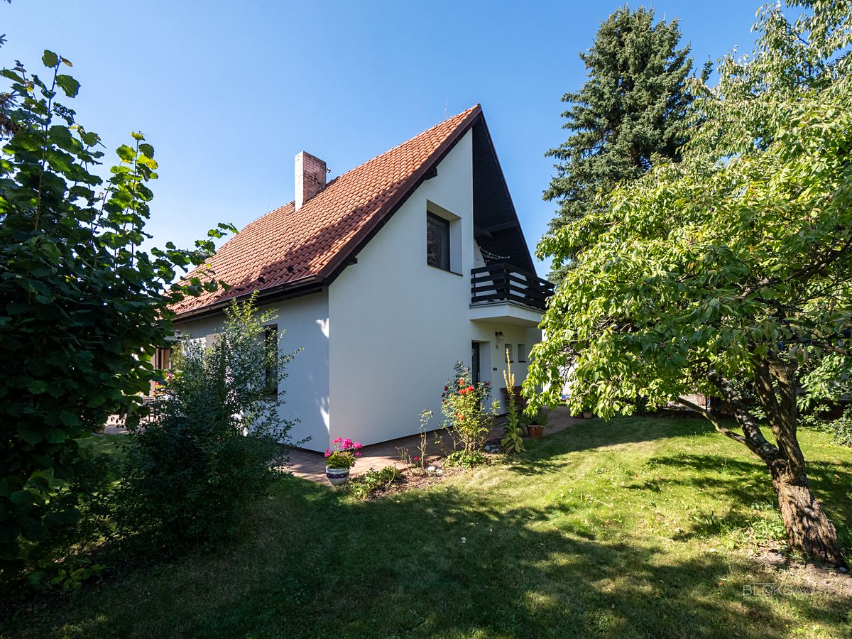 Prodej rodinného domu 151 m², pozemek 866 m² – fotografie 5