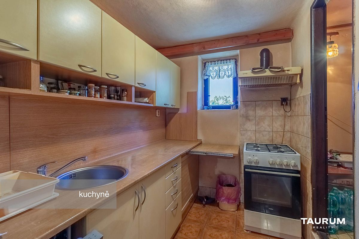 Prodej rodinného domu 183 m², pozemek 1996 m² – fotografie 5