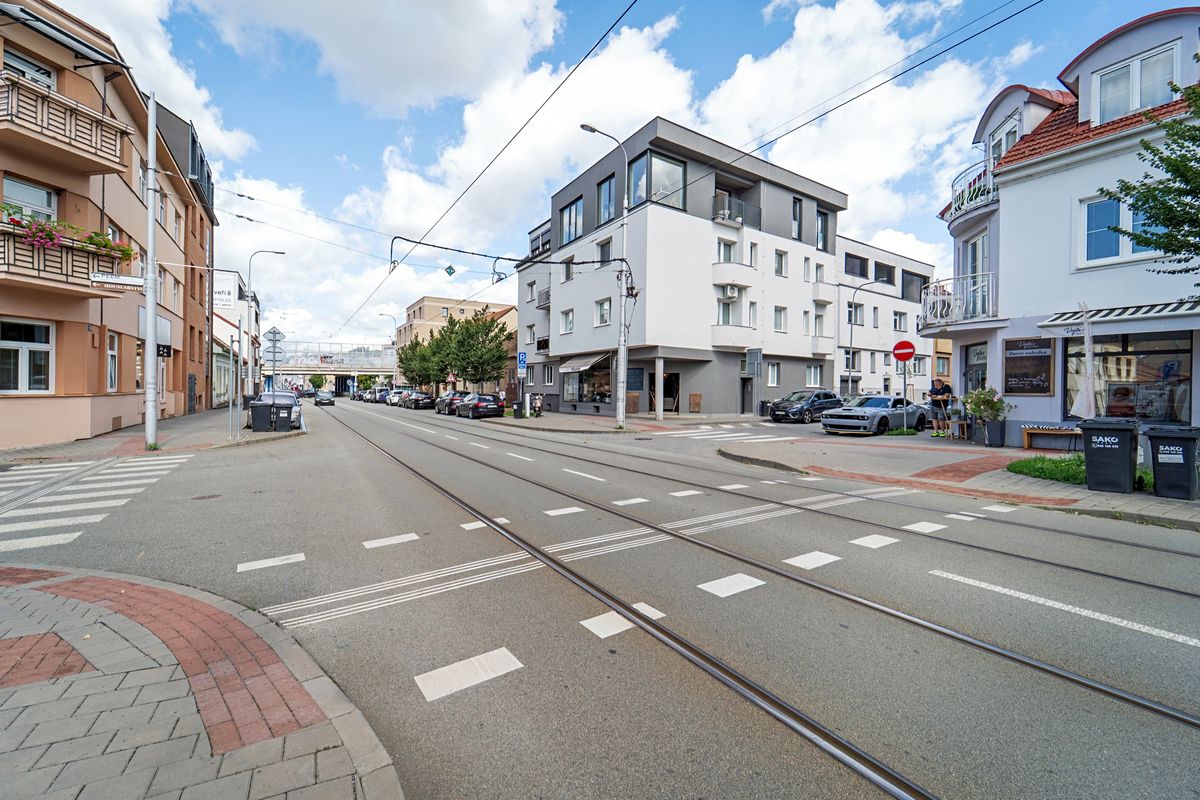 Prodej skladového prostoru 38 m²