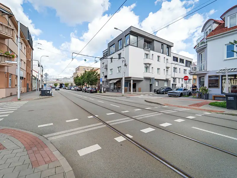 Prodej skladového prostoru 38 m², Brno – náhled fotky 1