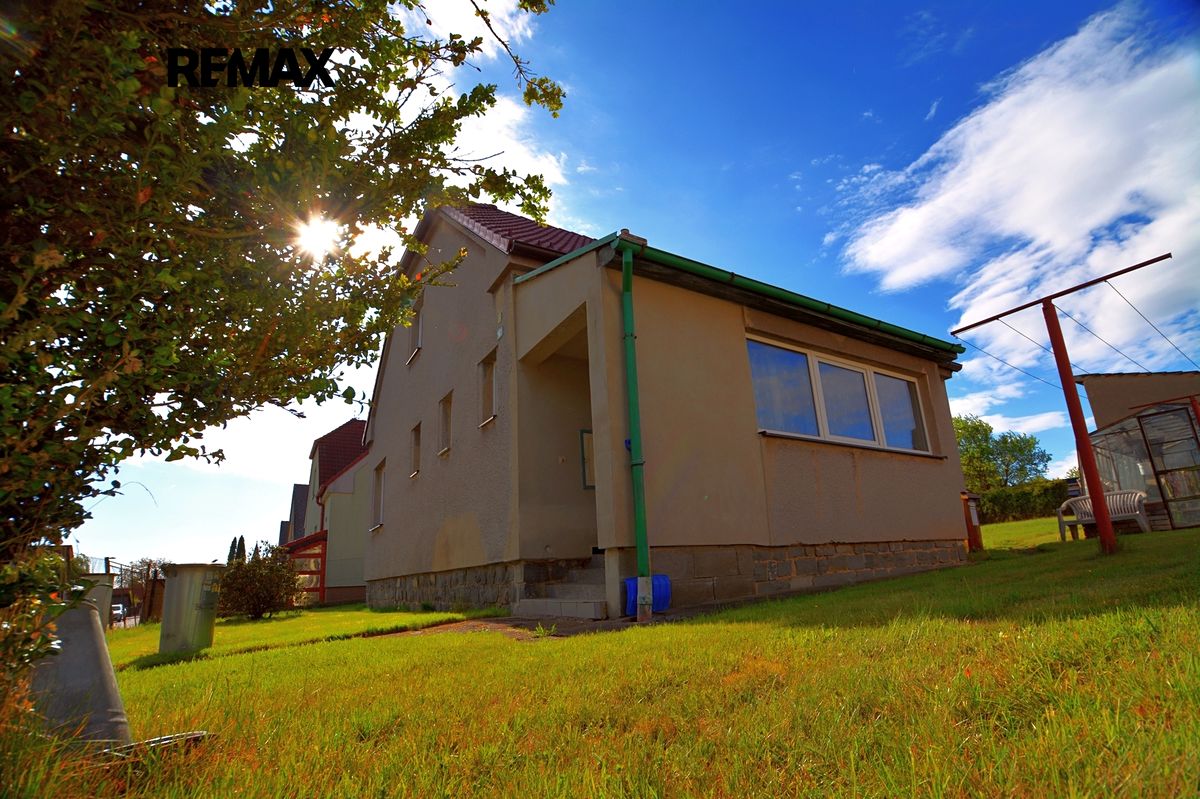 Prodej rodinného domu 187 m², pozemek 344 m² – fotografie 5