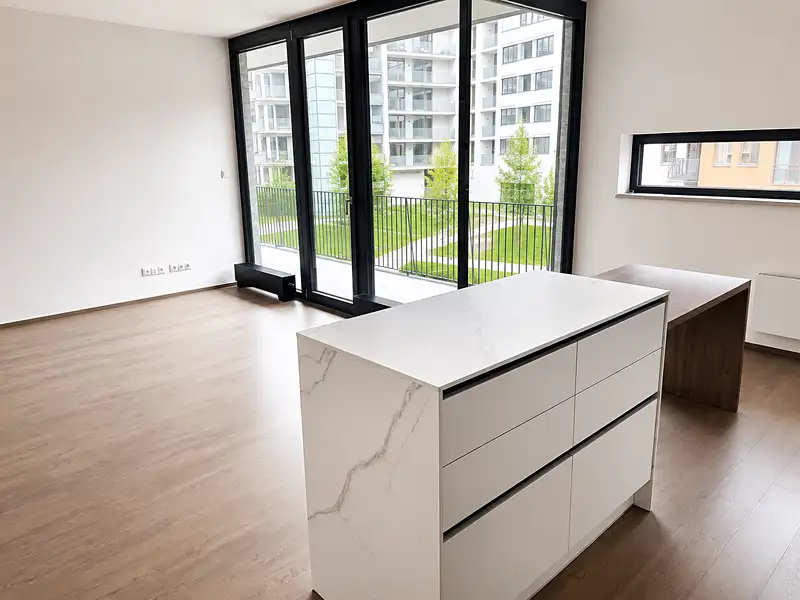 Prodej bytu 2+kk 66 m², Praha – náhled fotky 3