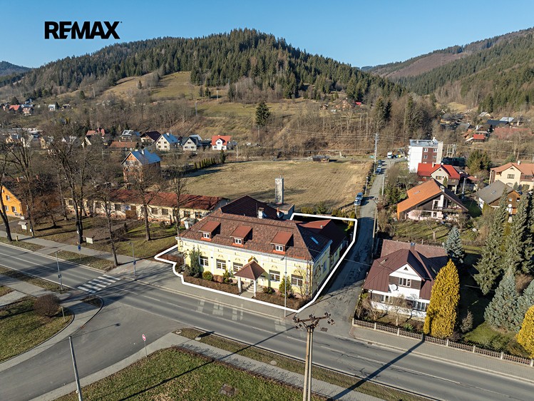 Prodej komerčního prostoru, 818 m² (18 z 26)