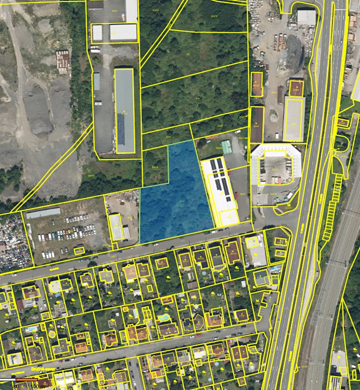 Prodej komerčního pozemku 4500 m²