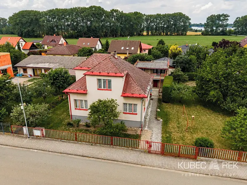 Prodej rodinného domu 180 m², pozemek 1000 m², Lípa nad Orlicí – náhled fotky 1