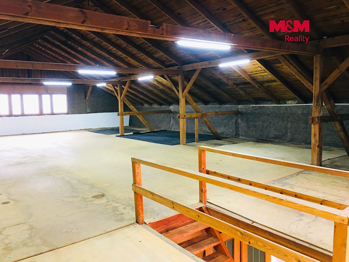 Pronájem skladového prostoru 200 m² – fotografie 3