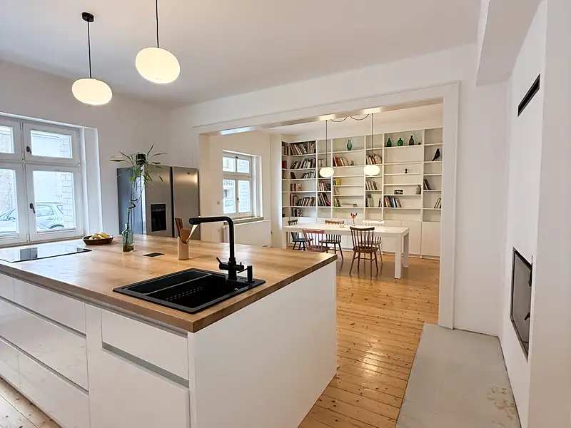 Prodej rodinného domu 230 m², pozemek 442 m², Louny – náhled fotky 2