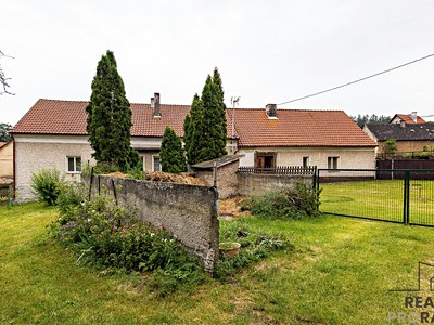 Prodej  vícegeneračního domu 190 m², pozemek 5 882 m²