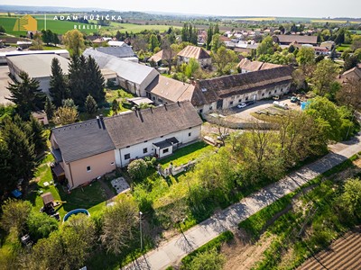 Prodej domu, 133 m² (2 z 21)