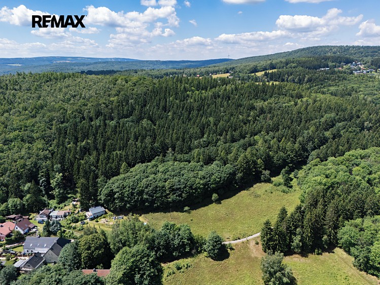 Prodej pozemku, 1 065 m² (2 z 18)
