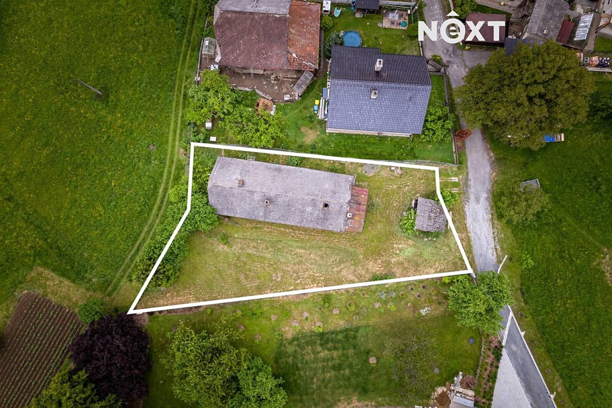 Prodej stavebního pozemku 814 m² – fotografie 2