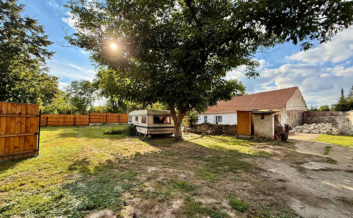Prodej chalupy 130 m², pozemek 1049 m², Počedělice – fotka 1 z 3