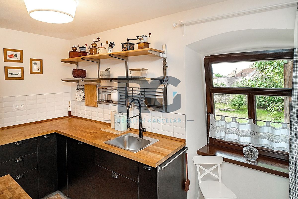 Prodej rodinného domu 174 m², pozemek 11512 m² – fotografie 4