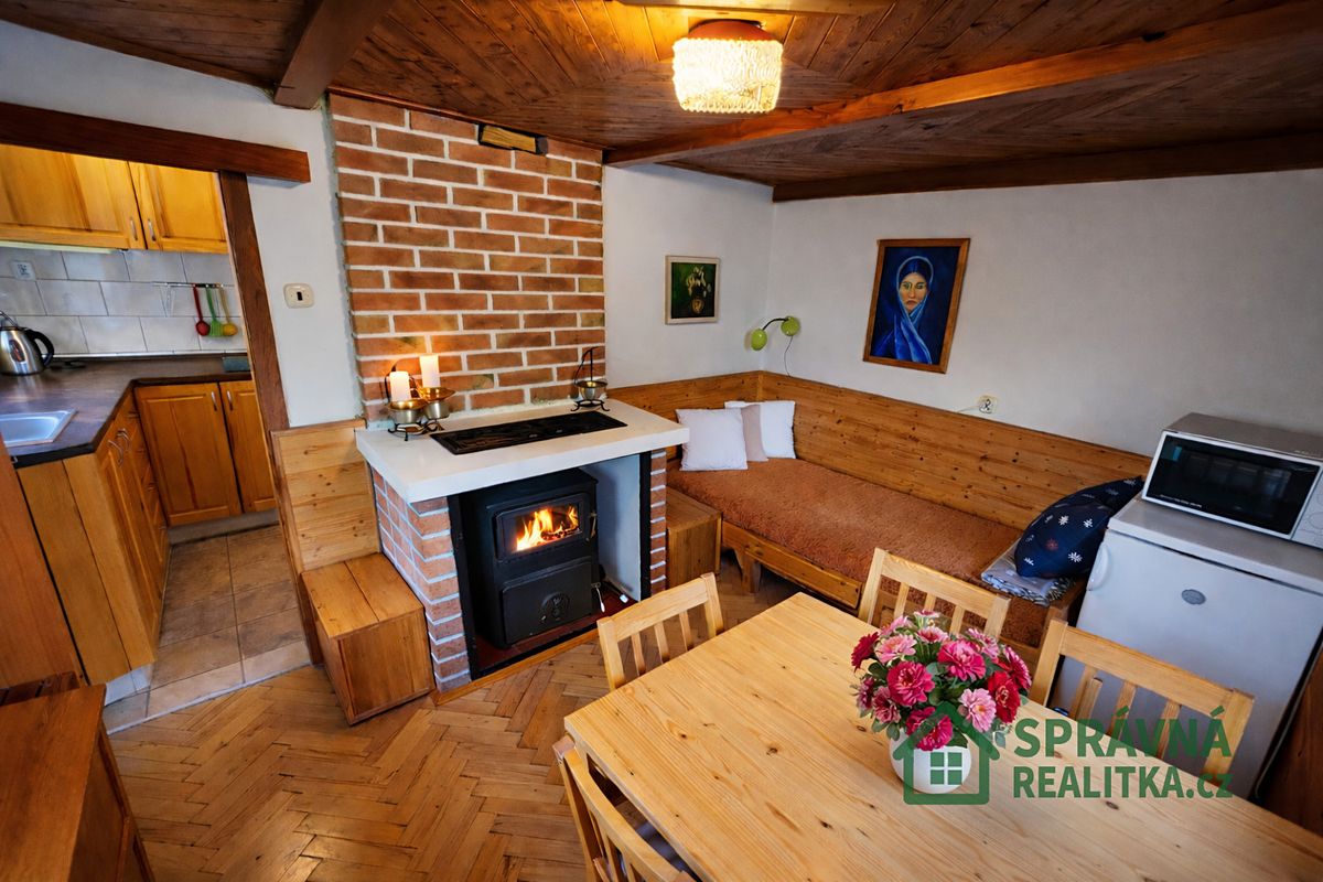Prodej chaty 95 m², pozemek 697 m² – fotografie 2